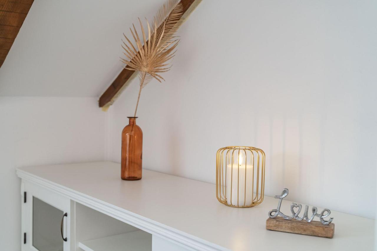 Apartament Rooms&apartments Tomic