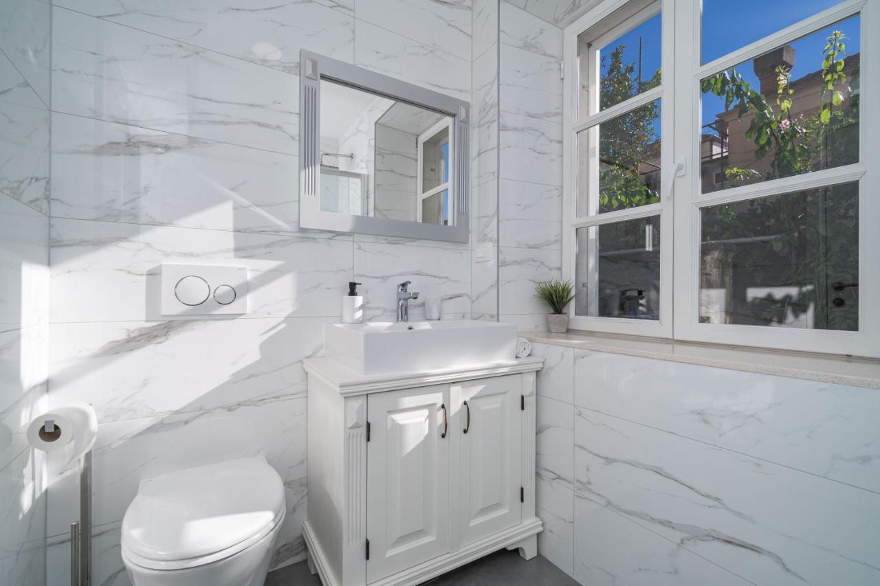 Apartament Rooms&apartments Tomic Stone Harbor
